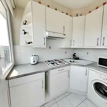 Comfortable In Blankenberge, 40 Sqm, Parking * Blankenberge