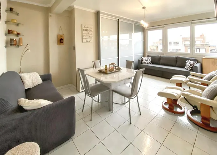 Comfortable In Blankenberge, 40 Sqm, Parking Daire *